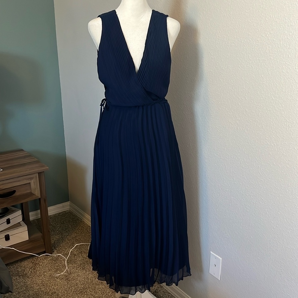 ASOS Sleeveless Pleated Wrap Dress Navy Size 6 NWT
